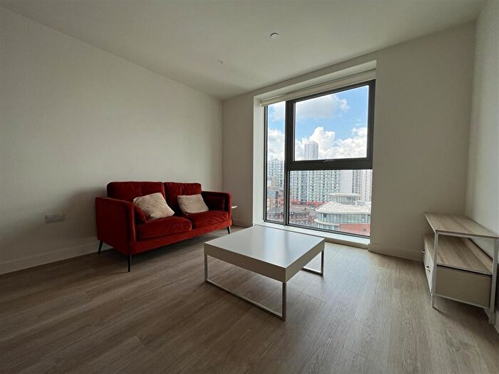 1 Bedroom Apartment To Rent In Exchange Point, New Kings Head Yard, Salford, M3