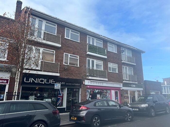 2 Bedroom Flat To Rent In Connaught Avenue, Frinton-on-Sea, CO13