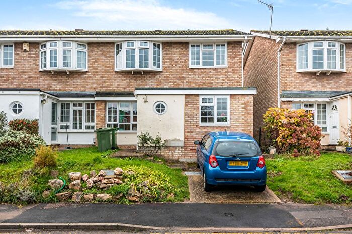 5 Bedroom Semi-Detached House To Rent In Lynwood, Guildford, GU2