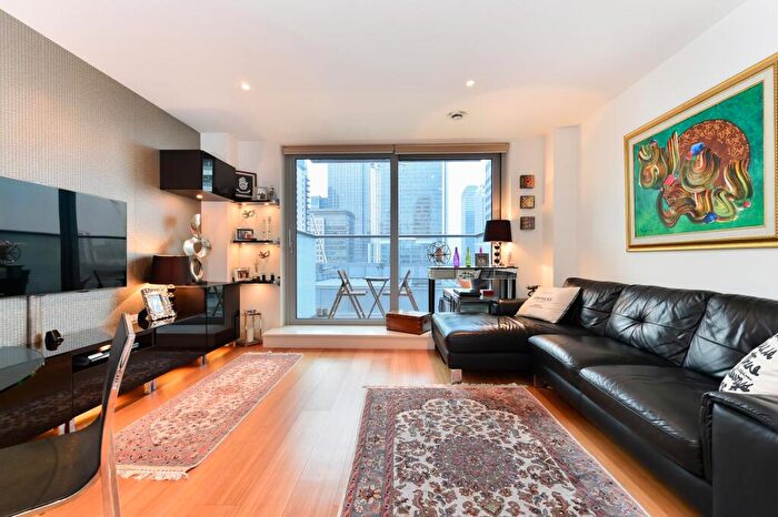1 Bedroom Apartment For Sale In Pan Peninsula, East Building, London, E14
