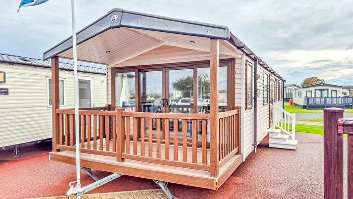 3 Bedroom Park Home For Sale In Links Road, Amble, Morpeth, NE65