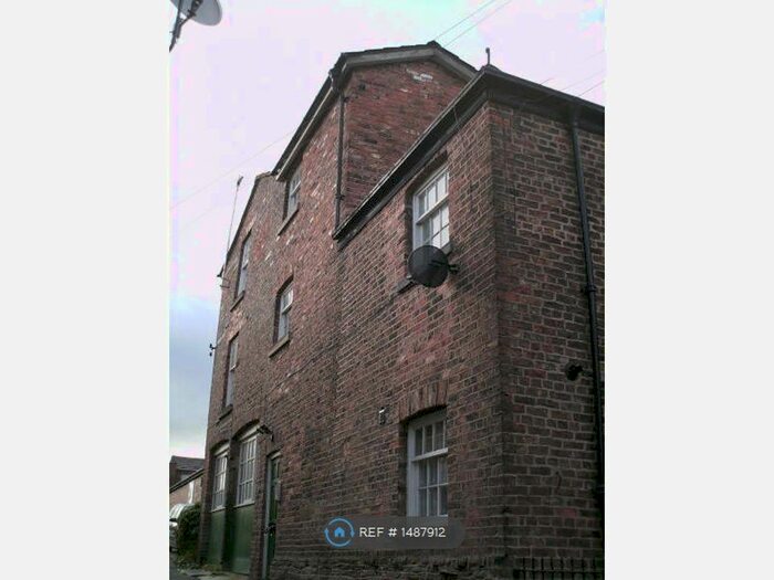 1 Bedroom Flat To Rent In Broken Banks, Macclesfield, SK11