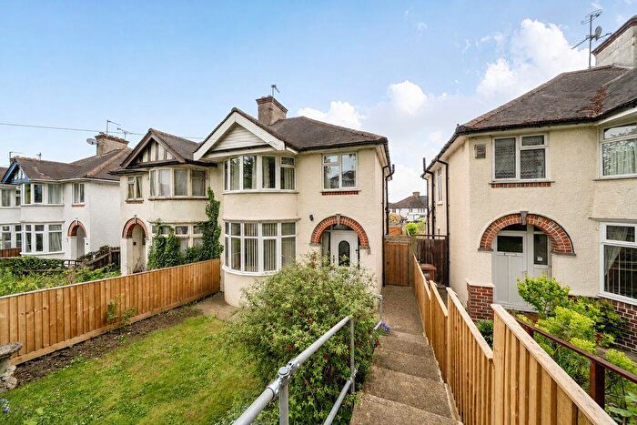 3 Bedroom Semi-Detached House For Sale In Rose Hill, Oxford, OX4