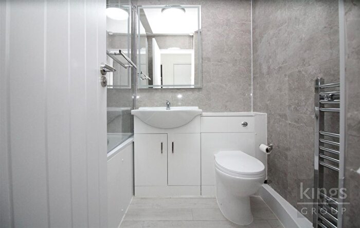 2 Bedroom Flat To Rent In Nicholls Field, Harlow, CM18