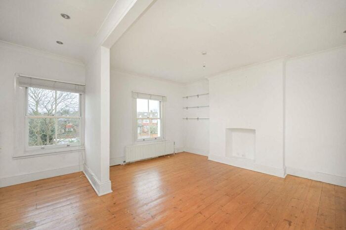 1 Bedroom Flat For Sale In Friars Place Lane, London, W3