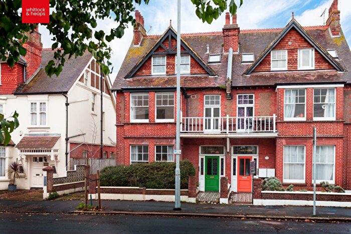 2 Bedroom Flat For Sale In Sackville Road, Hove, BN3