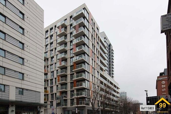 2 Bedroom Flat For Sale In Kensington Apartment, London, E1