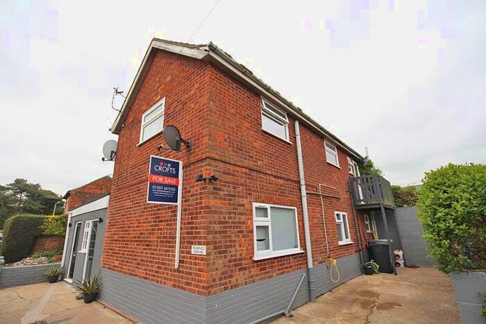 1 Bedroom Flat For Sale In Allenby Crescent, Fotherby, Louth, LN11