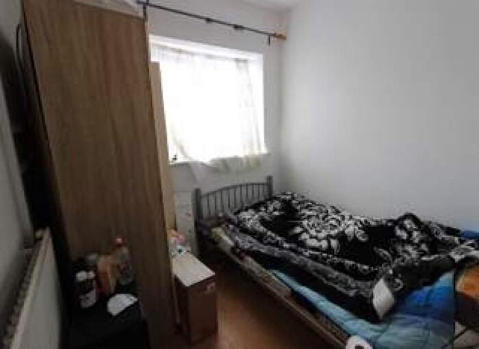 3 Bedroom Terraced House To Rent In Alma Road, Enfield, EN3