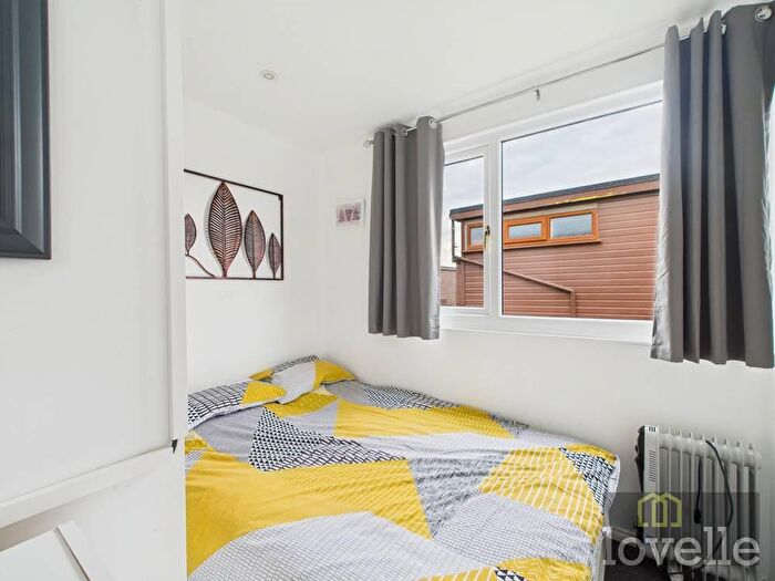 2 Bedroom Chalet For Sale In Mablethorpe Caravan Chalet Park, Mablethorpe, LN12