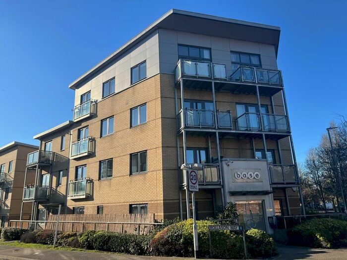 2 Bedroom Flat To Rent In Helen House, Brentwood, CM14