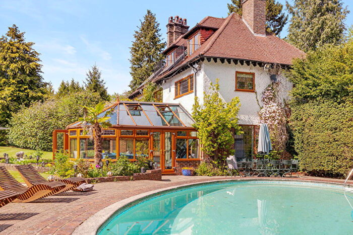 6 Bedroom Detached House To Rent In The Avenue, Whyteleafe, CR3