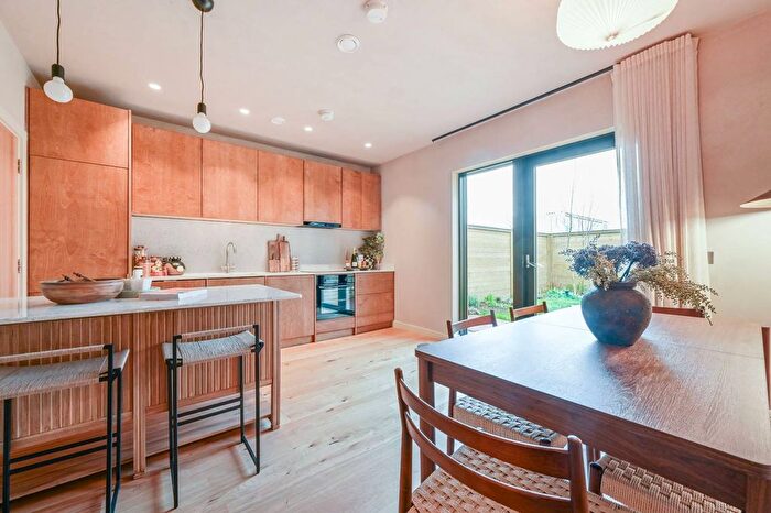 2 Bedroom Property For Sale In Carpenters Yard, Epping, CM16