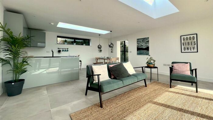 3 Bedroom House To Rent In Moor Lane, Croyde, Braunton, EX33