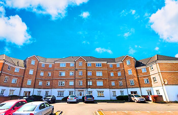 2 Bedroom Flat To Rent In Symphony Close, Edgware, Middlesex, HA8