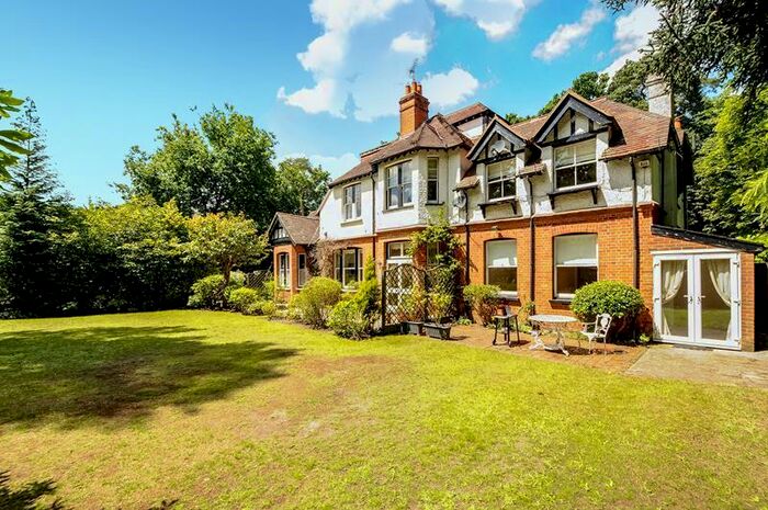 2 Bedroom Apartment To Rent In The Frith, Brockenhurst Road, SL5