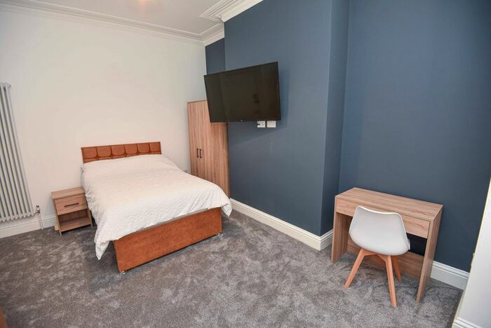 7 Bedroom Terraced House To Rent In Taswell Road, Southsea, PO5