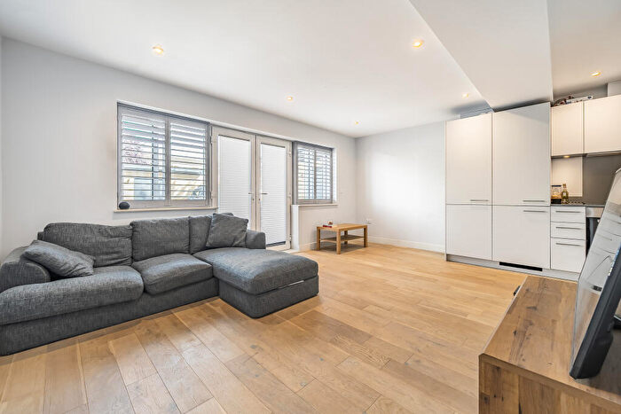 1 Bedroom Flat To Rent In Albert Road, London, SE9