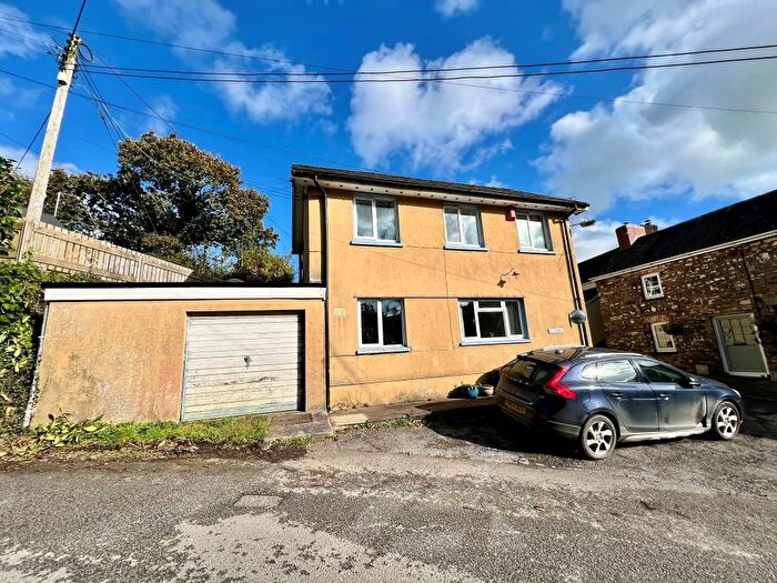 4 Bedroom Detached House For Sale In Meidrim, Carmarthen, SA33