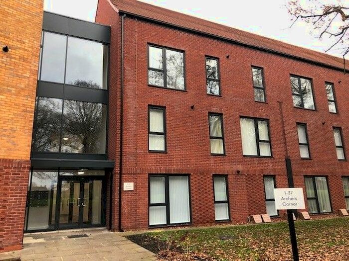 2 Bedroom Flat To Rent In Mark Rake, Bromborough, CH62