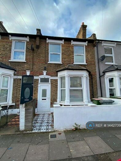 5 Bedroom Terraced House To Rent In Selsdon Road, London, E13