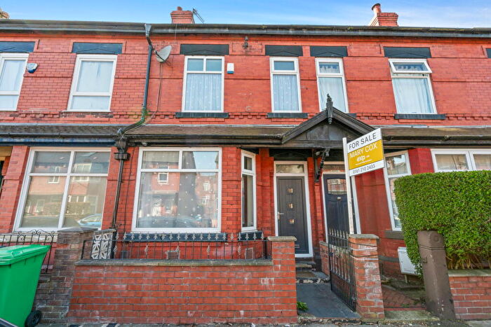 4 Bedroom Terraced House For Sale In Garfield Avenue, Manchester, M19