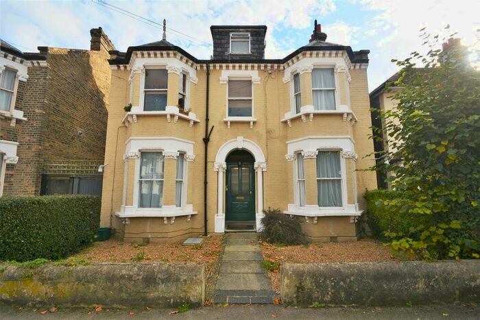 Studio To Rent In Devonshire Road, Colliers Wood, London SW19