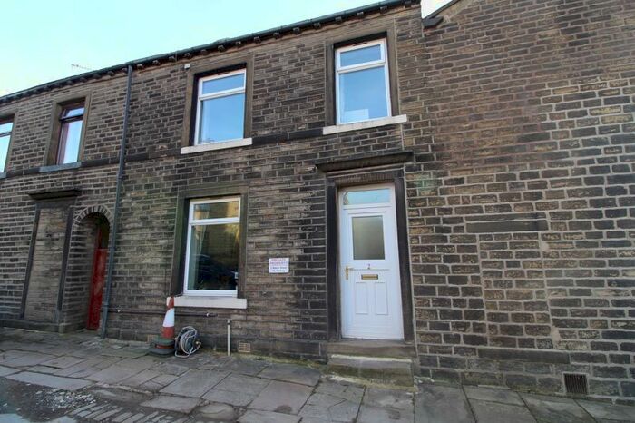 2 Bedroom Terraced House To Rent In Beech Street, Holywell Green, Halifax, HX4