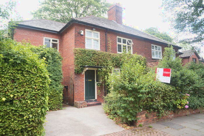 4 Bedroom Semi-Detached House To Rent In Kingston Road, Didsbury, M20
