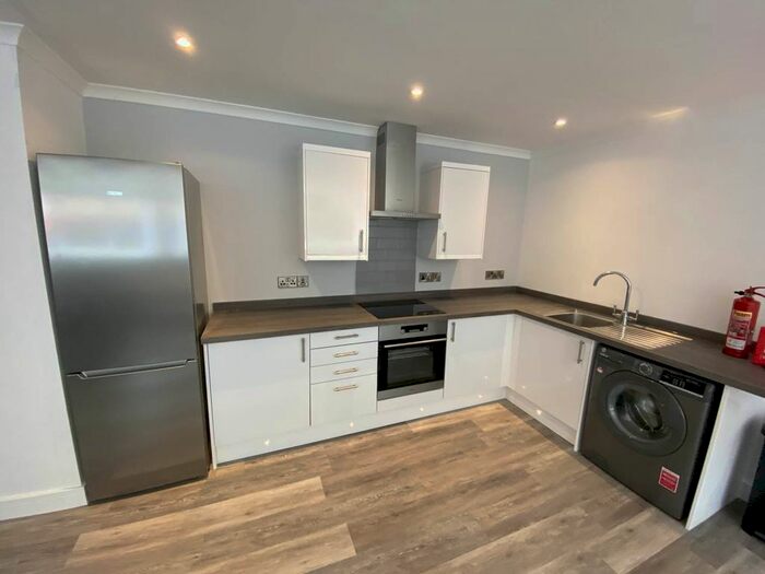 2 Bedroom Flat To Rent In Brynderw, Stanley Road, Aberystwyth, SY23