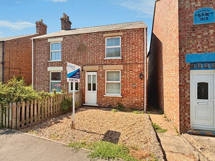 3 Bedroom Semi-Detached House For Sale In Hall Road, Walpole Highway, Wisbech, PE14