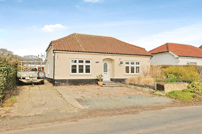 2 Bedroom Detached Bungalow For Sale In Neatishead Road, Horning, Norwich, NR12