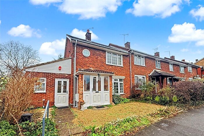 2 Bedroom End Terrace House For Sale In Rectory Lane, Bracknell, Berkshire, RG12