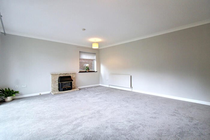 2 Bedroom Bungalow To Rent In Rowledge, Farnham, Surrey, GU10