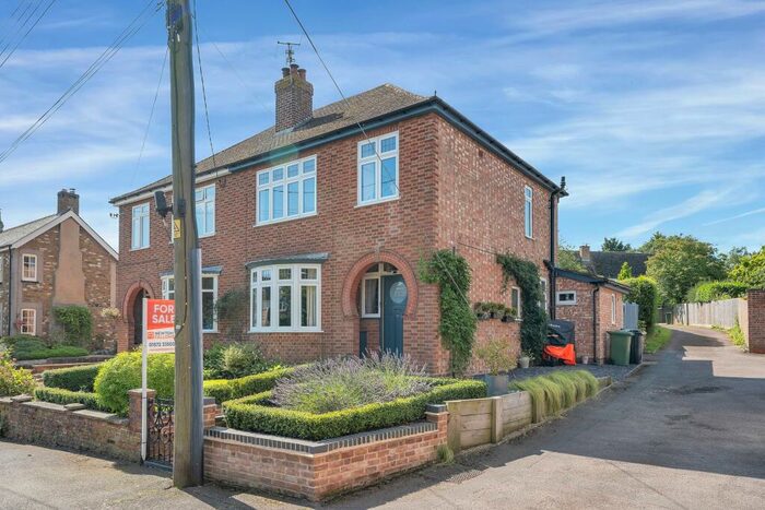 3 Bedroom Semi-Detached House For Sale In Main Street, Whissendine, LE15