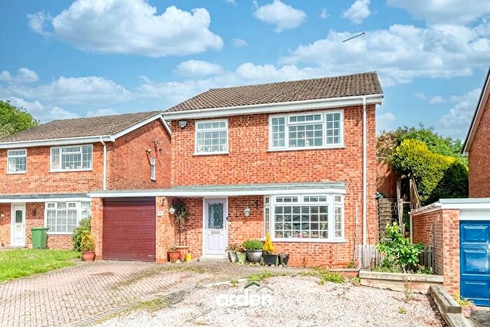 3 Bedroom Detached House For Sale In Cranham Close, Redditch, B97