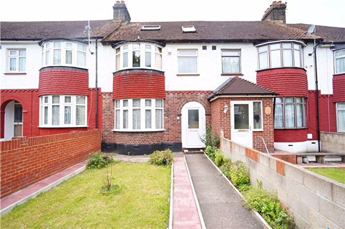 4 Bedroom Terraced House To Rent In Rochester Road, Gravesend, DA12