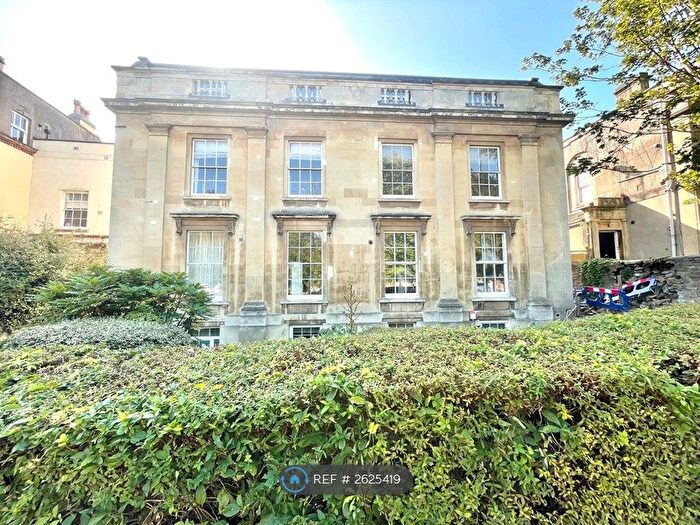 2 Bedroom Flat To Rent In Hambeldon House, Bristol, BS6