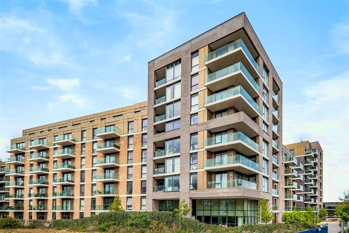 1 Bedroom Flat To Rent In Queenshurst Square, Kingston Upon Thames KT2