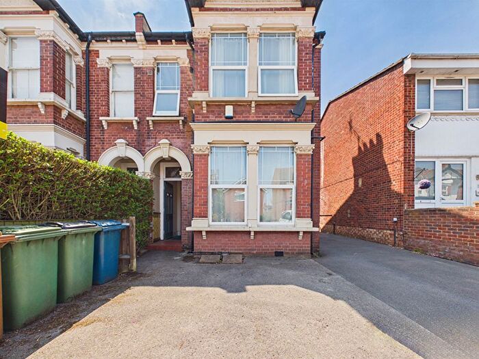 1 Bedroom Flat To Rent In Harrow View, Harrow, HA1