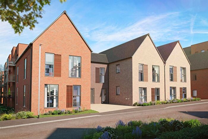 2 Bedroom Flat For Sale In Montem Lane, Slough, SL1