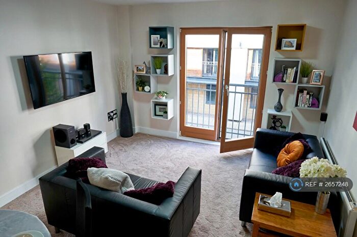 2 Bedroom Flat To Rent In Upper Marshall Street, Birmingham, B1