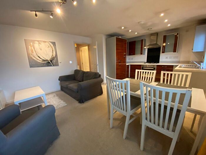2 Bedroom Apartment To Rent In Ffordd James Mcghan, Cardiff, CF11
