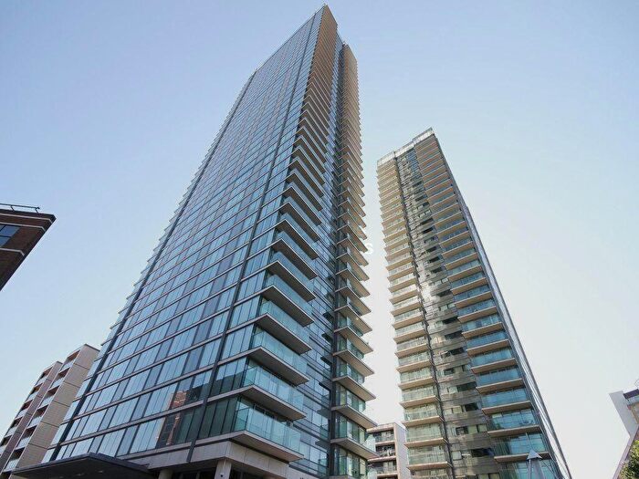 1 Bedroom Flat To Rent In Landmark East Tower, Marsh Wall, Canary Wharf, London, E14