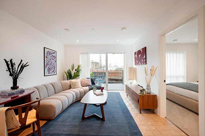 1 Bedroom Flat For Sale In One Clapham, Clapham Junction Approach, SW11