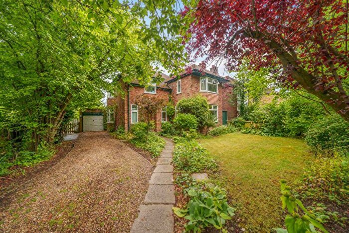 4 Bedroom Detached House To Rent In Hills Road, Cambridge, CB2