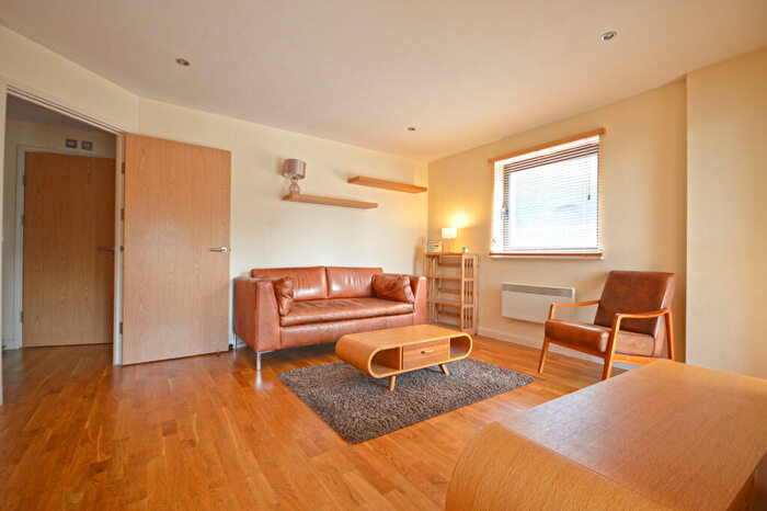 2 Bedroom Flat To Rent In Devonport Street, Shadwell, E1