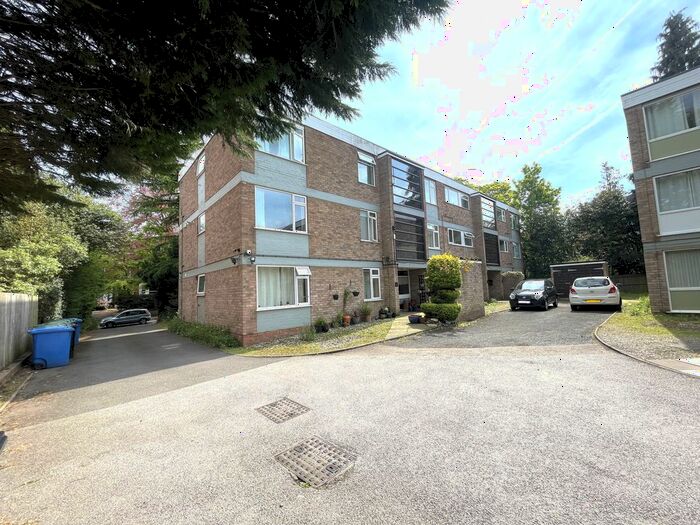 2 Bedroom Flat To Rent In Russell Road, Birmingham, B13