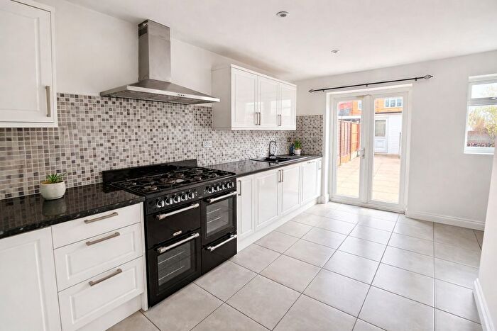 2 Bedroom Terraced House To Rent In Long Lane, Staines-Upon-Thames, TW19