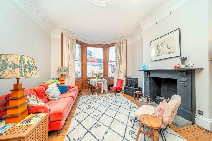 1 Bedroom Flat To Rent In St. Quintin Avenue, London, W10